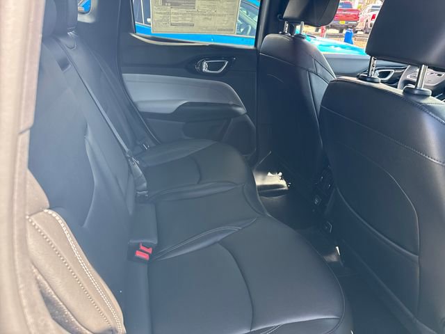 New 2026 Jeep Compass Limited image 9