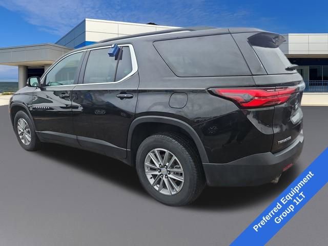 Used 2023 Chevrolet Traverse LT image 3
