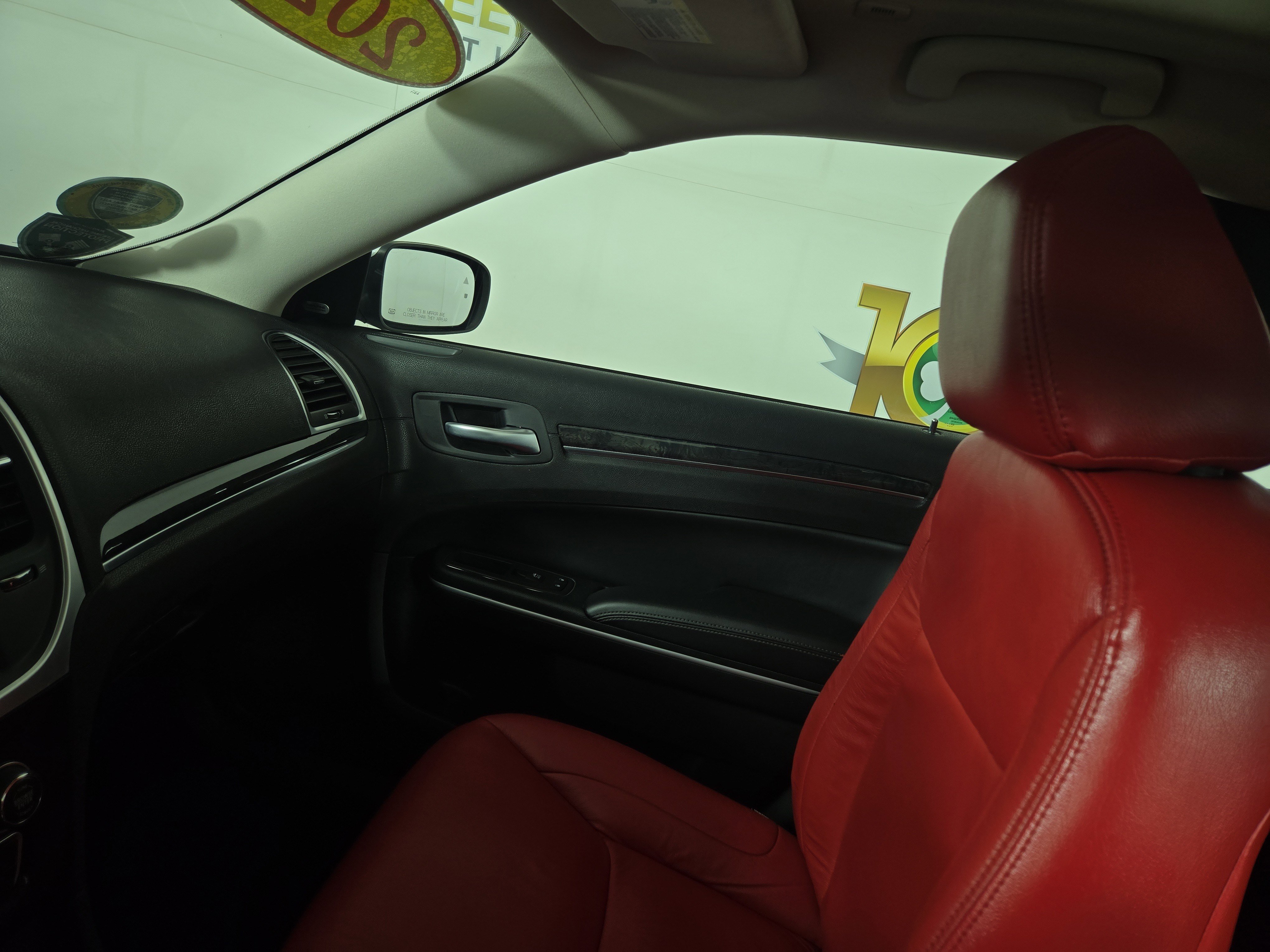 Used 2023 Chrysler 300 Touring L w/ Popular Equipment Group image 25