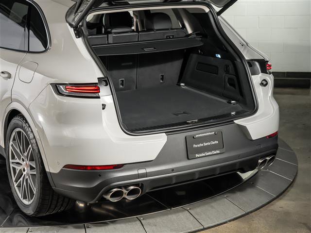New 2026 Porsche Cayenne S image 36