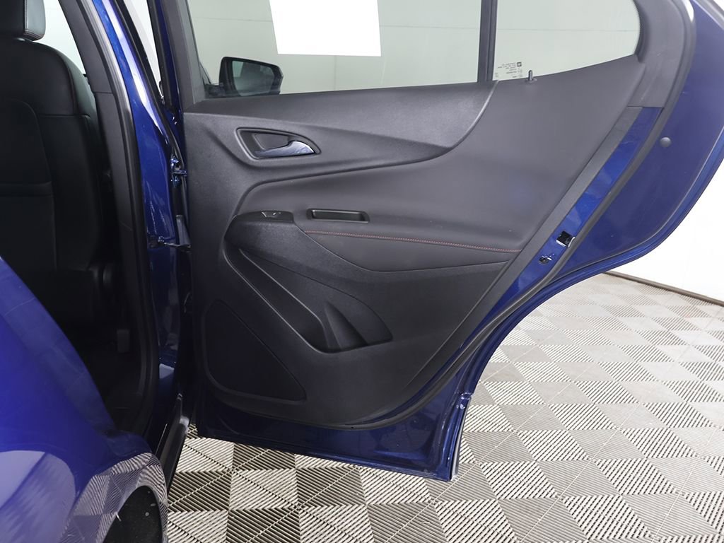 Used 2022 Chevrolet Equinox RS image 24