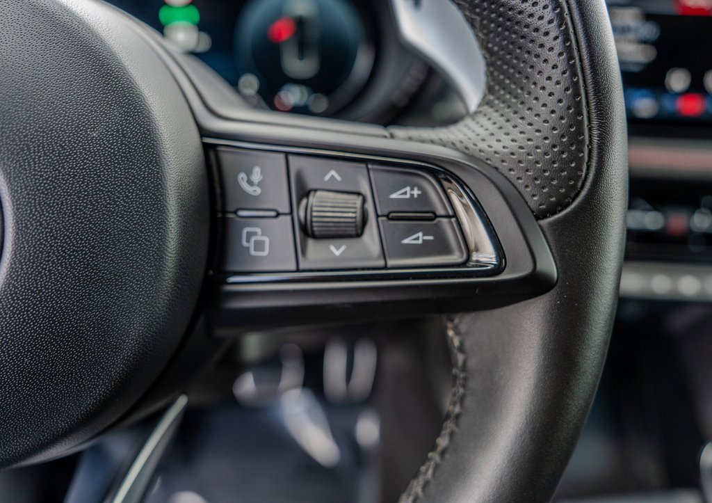 Used 2024 Alfa Romeo Tonale Veloce w/ Active Assist Package image 7