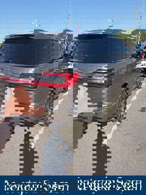 Used 2019 Lincoln Navigator L Reserve AWD/4WD image 8