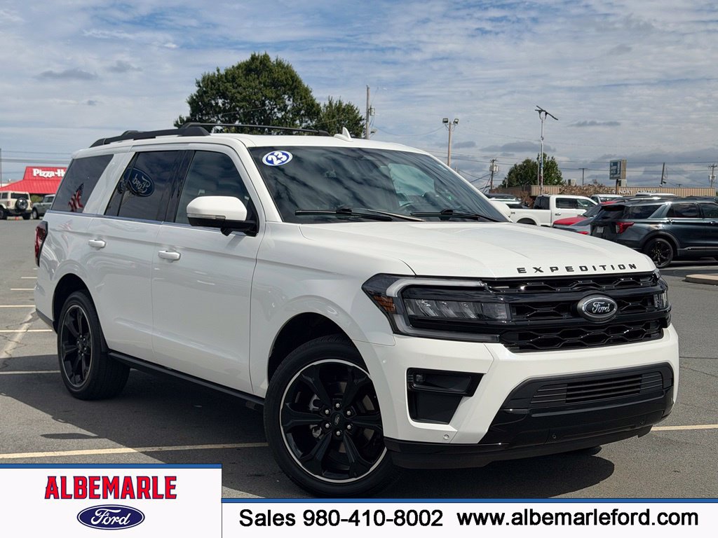 Used 2023 Ford Expedition Limited RWD image 1