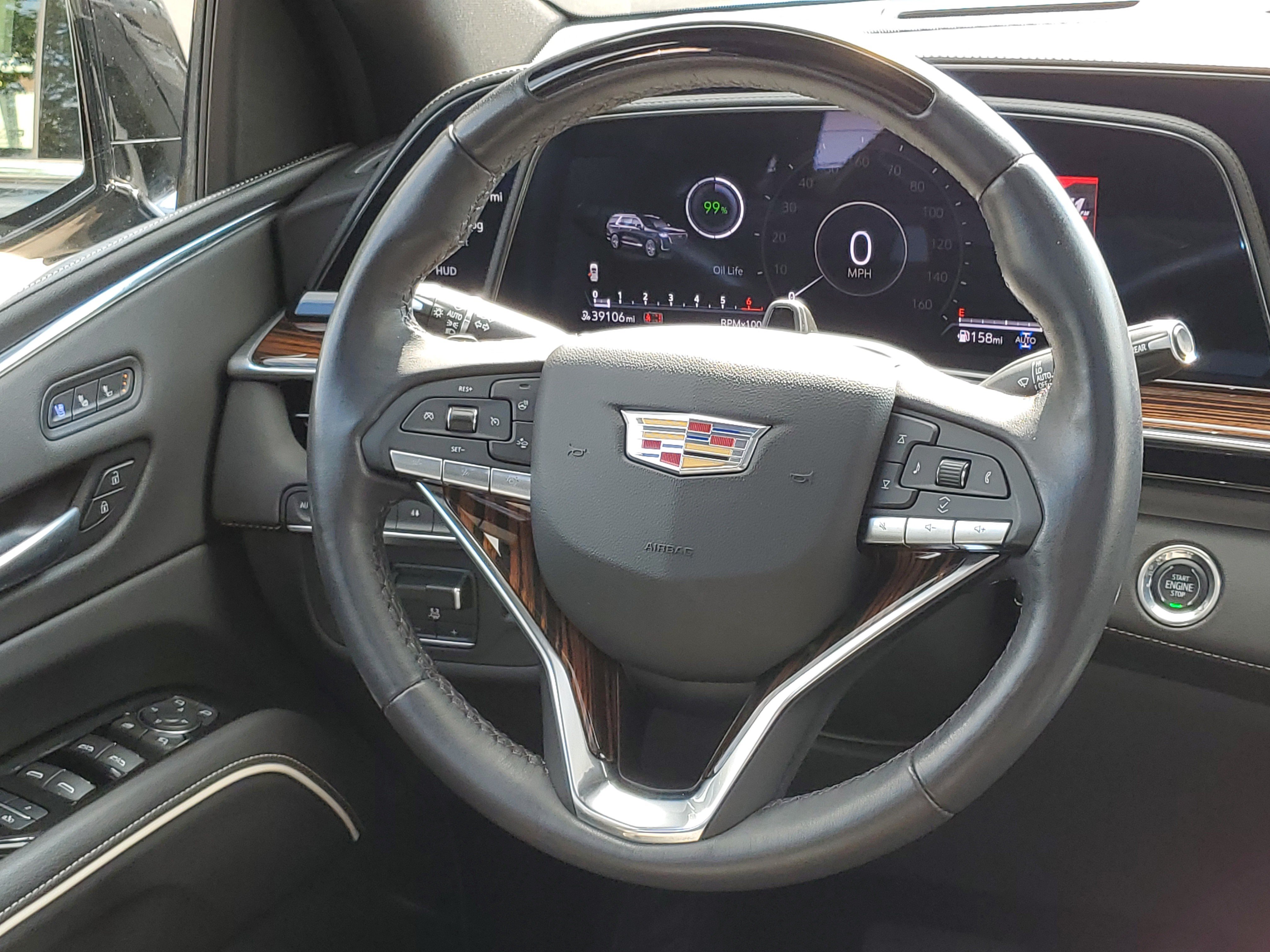 Used 2023 Cadillac Escalade Premium Luxury w/ Performance Package AWD/4WD image 31