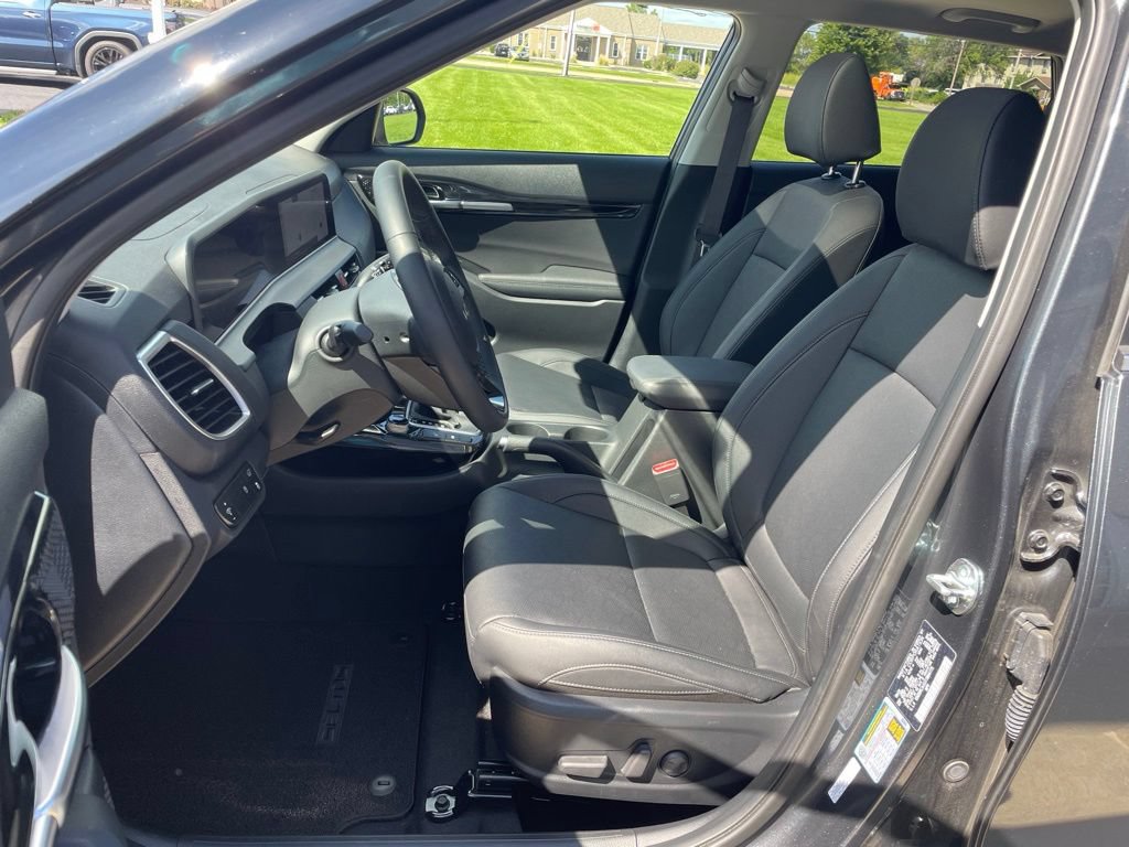 Used 2026 Kia Seltos EX w/ EX Sunroof Package AWD/4WD image 8