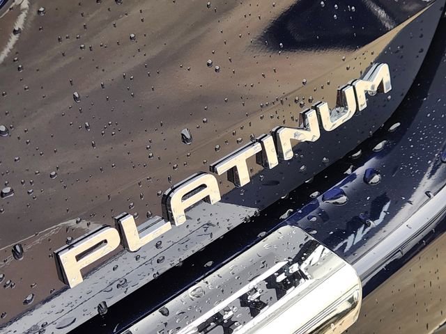 New 2026 Toyota Highlander Platinum AWD/4WD image 7