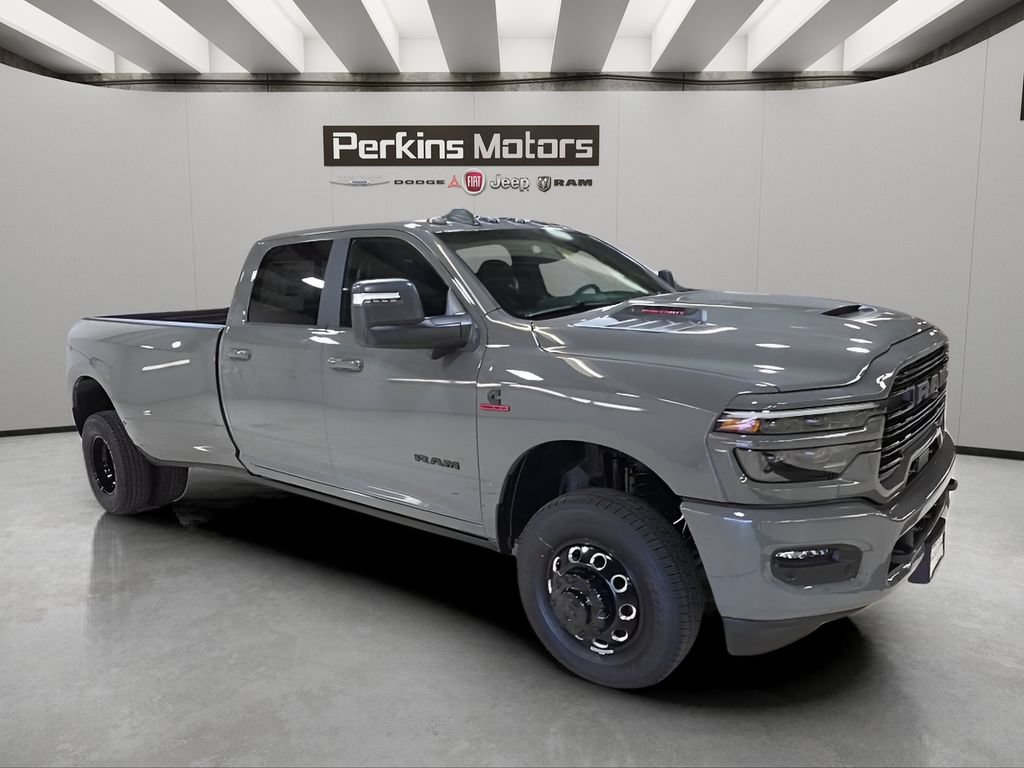New 2027 RAM 3500 Laramie AWD/4WD image 7