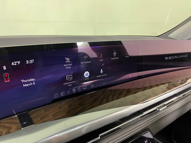 Used 2025 Cadillac Escalade ESV Sport Platinum image 19