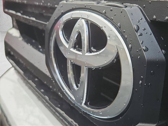 Certified 2026 Toyota Tacoma SR5 w/ SR5 Upgrade Package AWD/4WD image 30