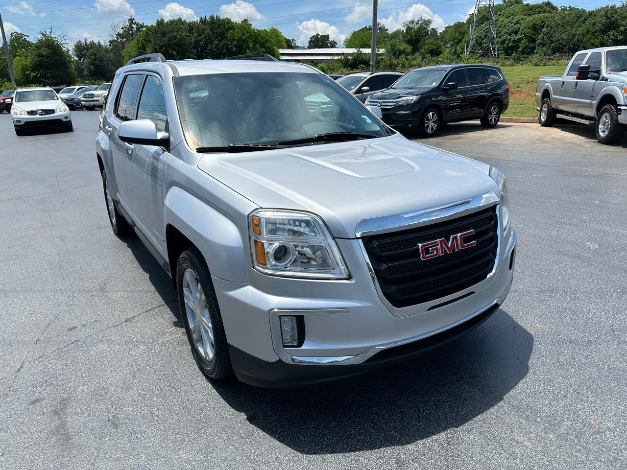 Used 2017 GMC Terrain SLE w/ Driver Alert Package I FWD image 6