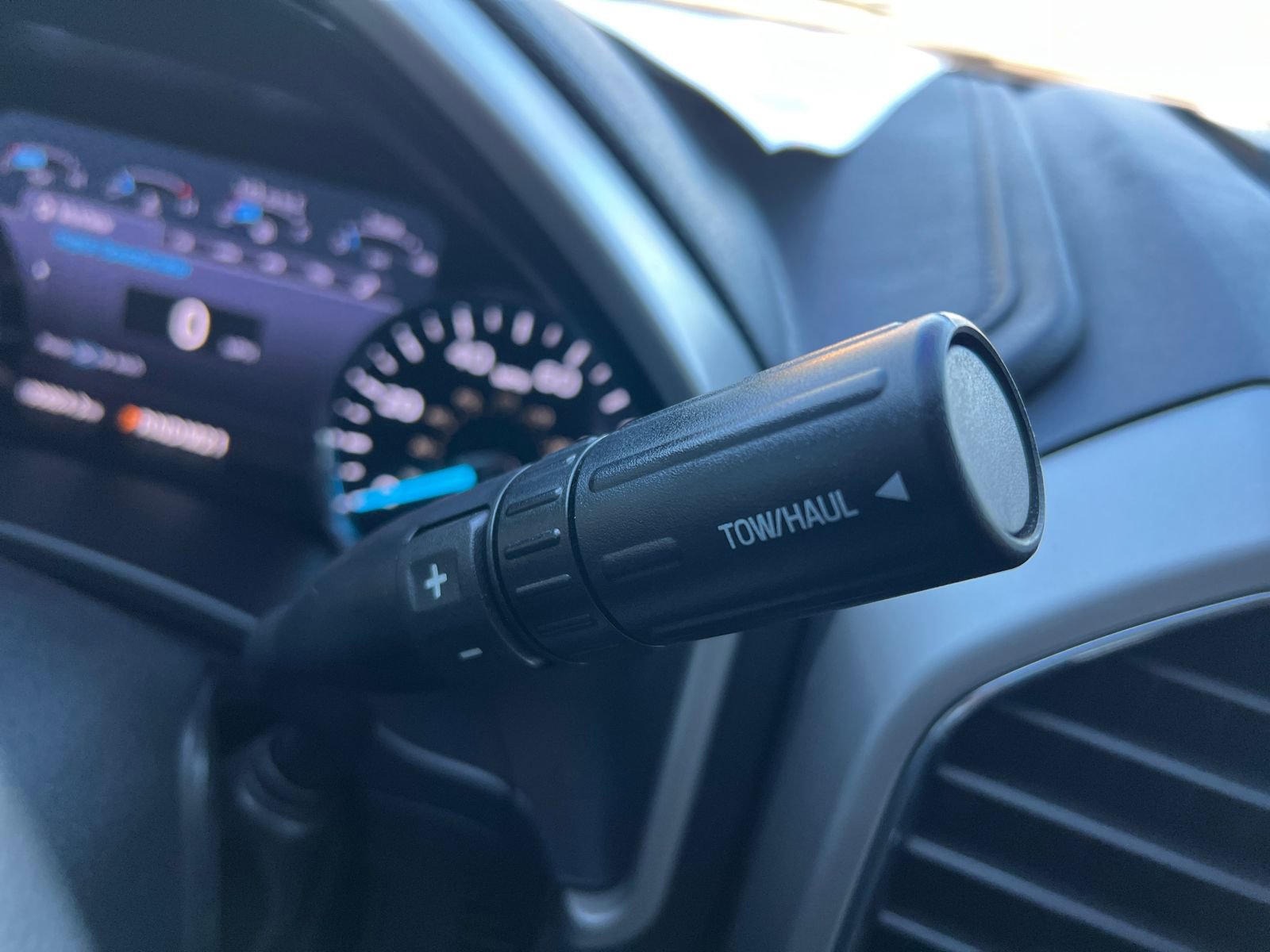 Used 2019 Ford F350 Lariat w/ Lariat Ultimate Package image 34