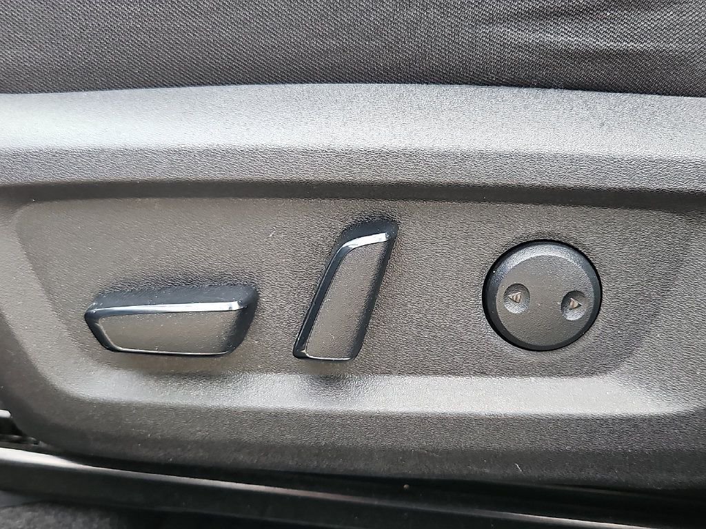 Certified 2023 Nissan Rogue SV AWD/4WD image 28