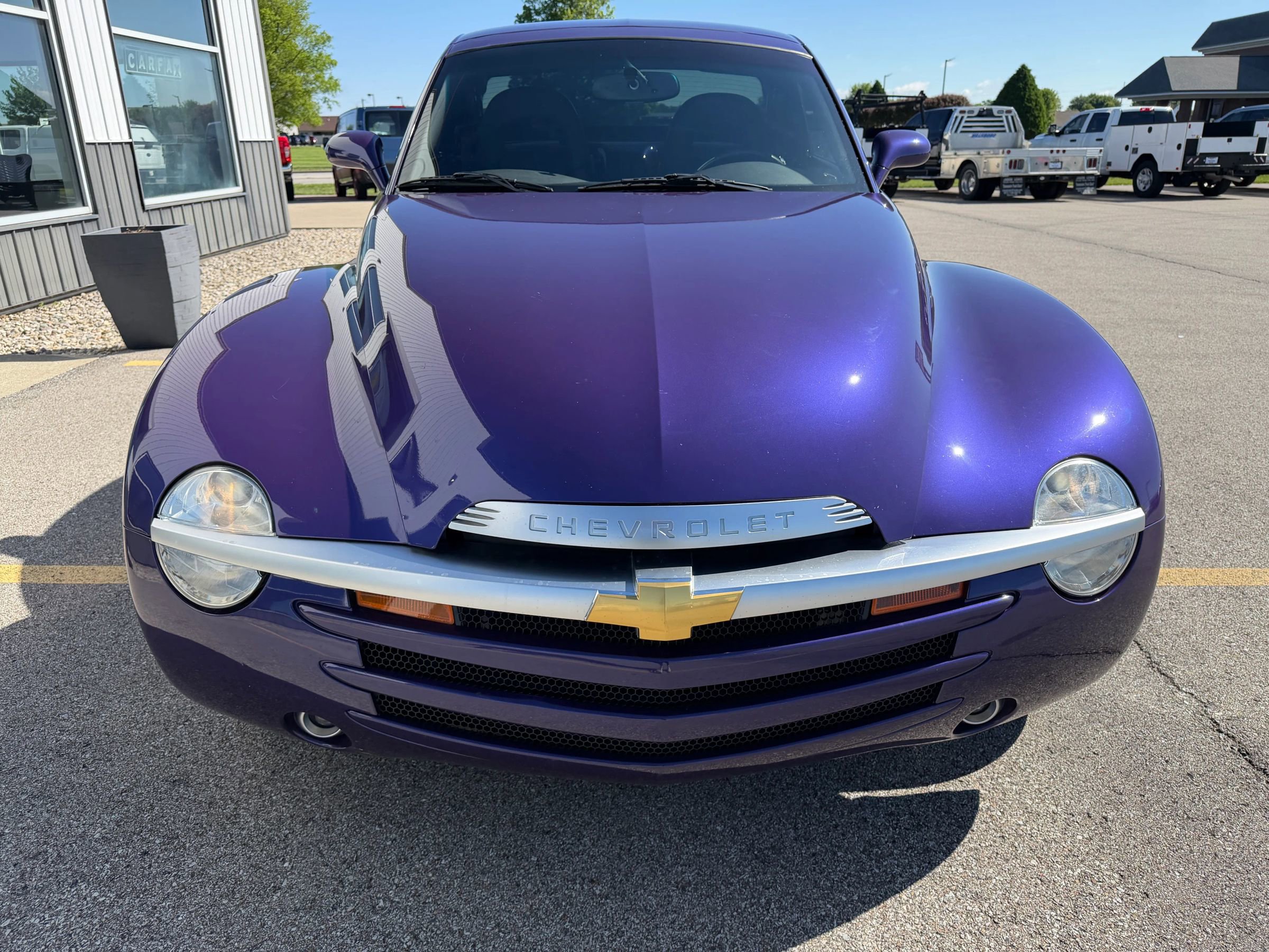 Used 2004 Chevrolet SSR w/ Preferred Equipment Group RWD image 8