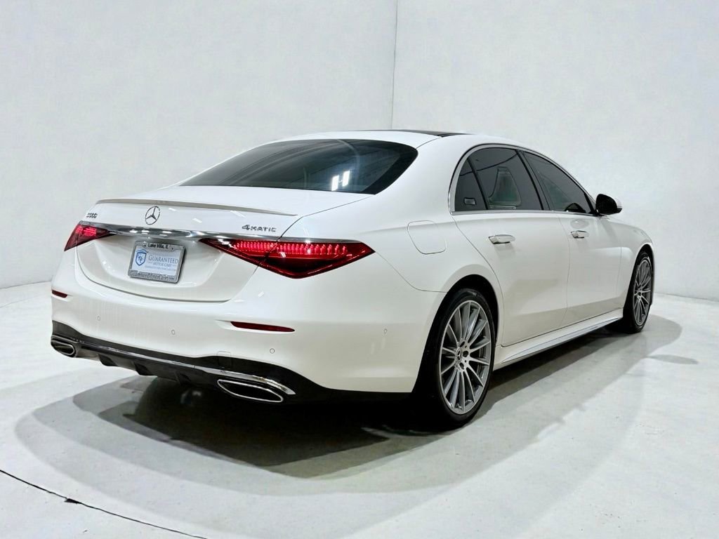 Used 2022 Mercedes-Benz S 500 4MATIC w/ AMG Line Package image 18