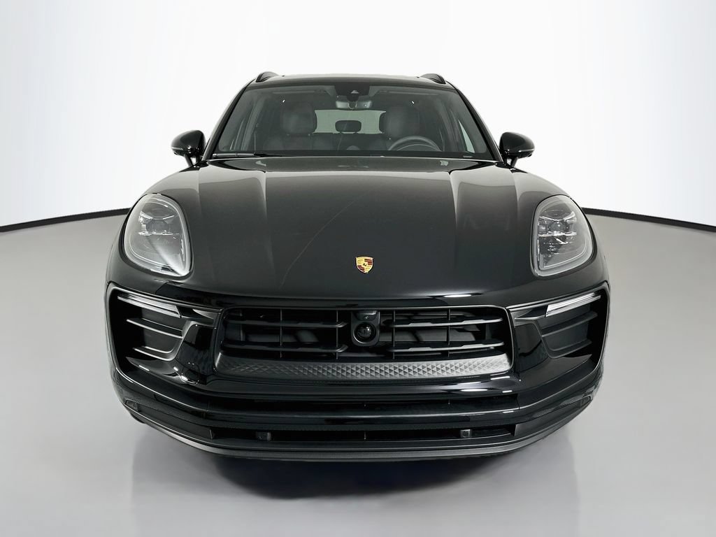 New 2026 Porsche Macan AWD/4WD image 6