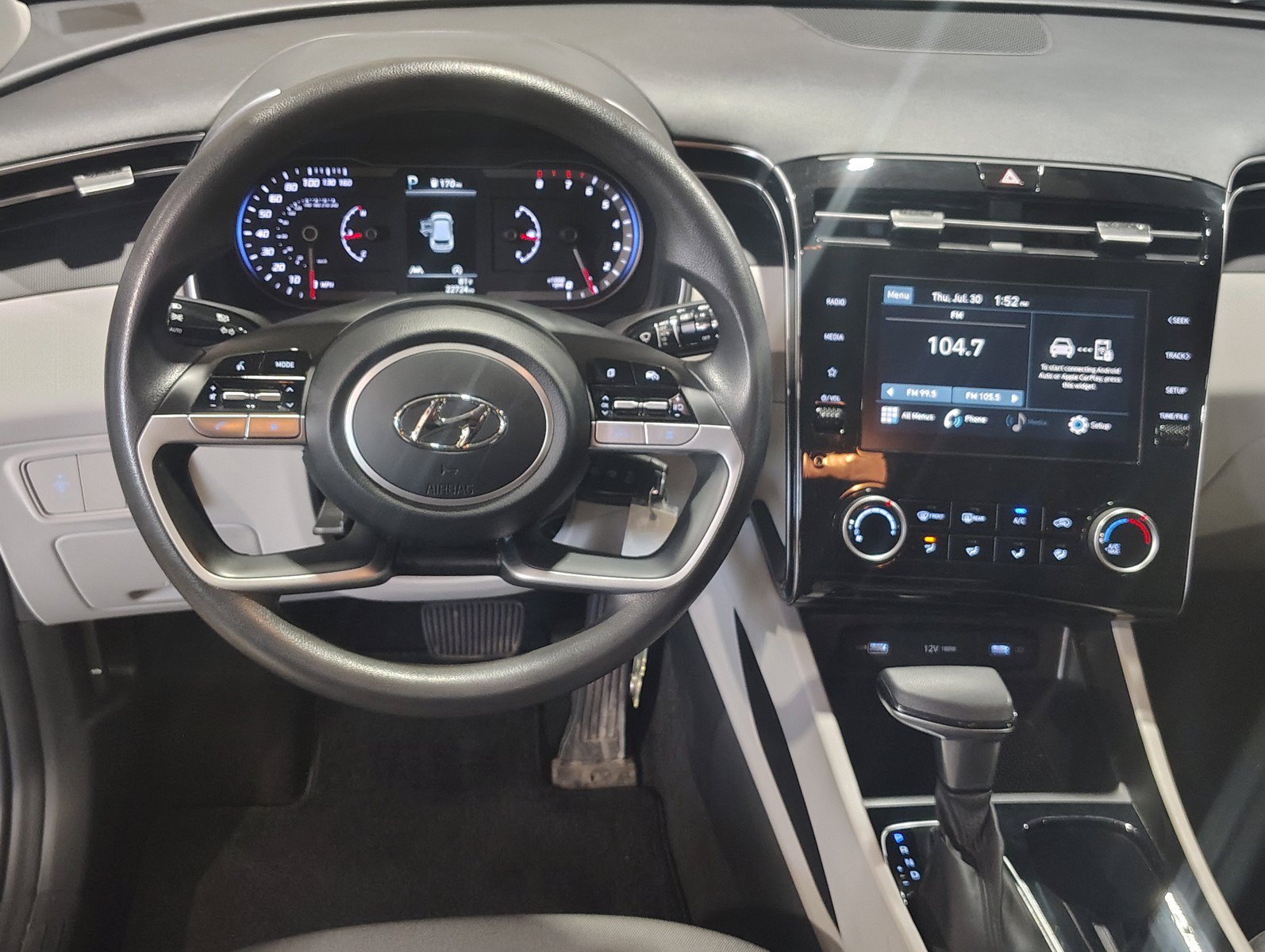 Certified 2024 Hyundai Tucson SE FWD image 23