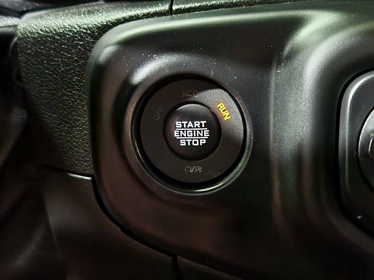 Used 2020 Jeep Gladiator Mojave AWD/4WD image 31