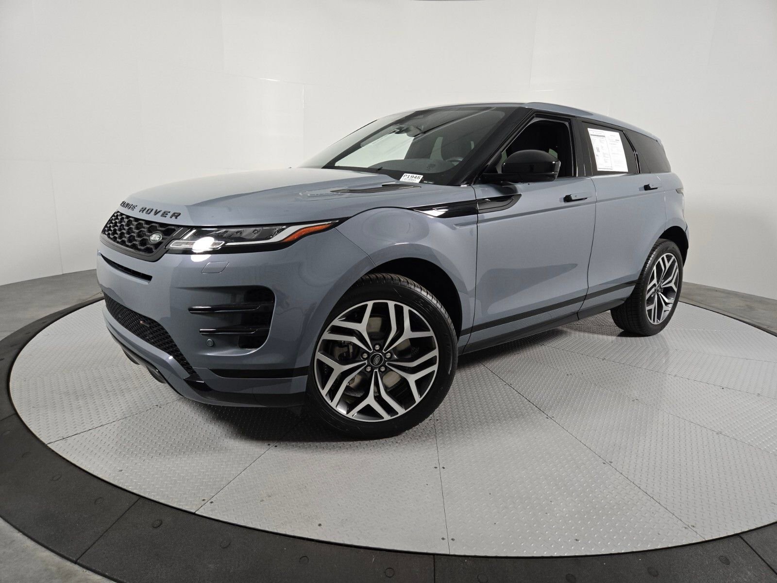 Used 2023 Land Rover Range Rover Evoque R-Dynamic S AWD/4WD video 1