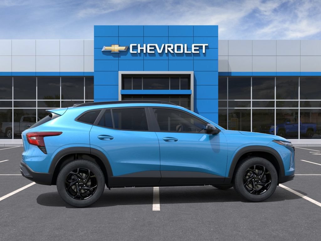 New 2026 Chevrolet Trax LT w/ Driver Confidence Package FWD image 5