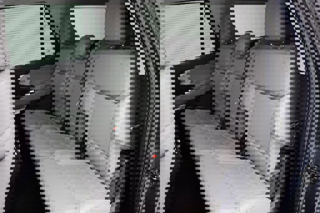 Used 2025 Ford Expedition Max Active image 12