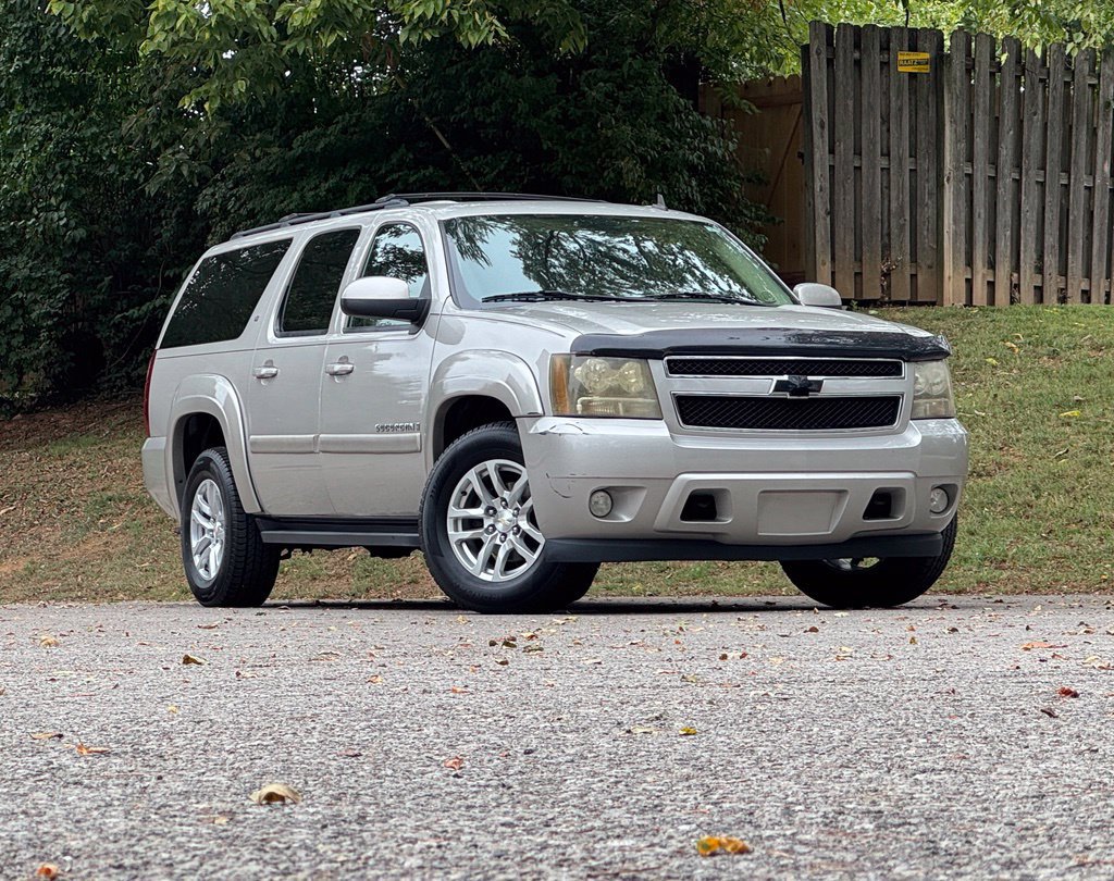 Used 2009 Chevrolet Suburban LT AWD/4WD image 2