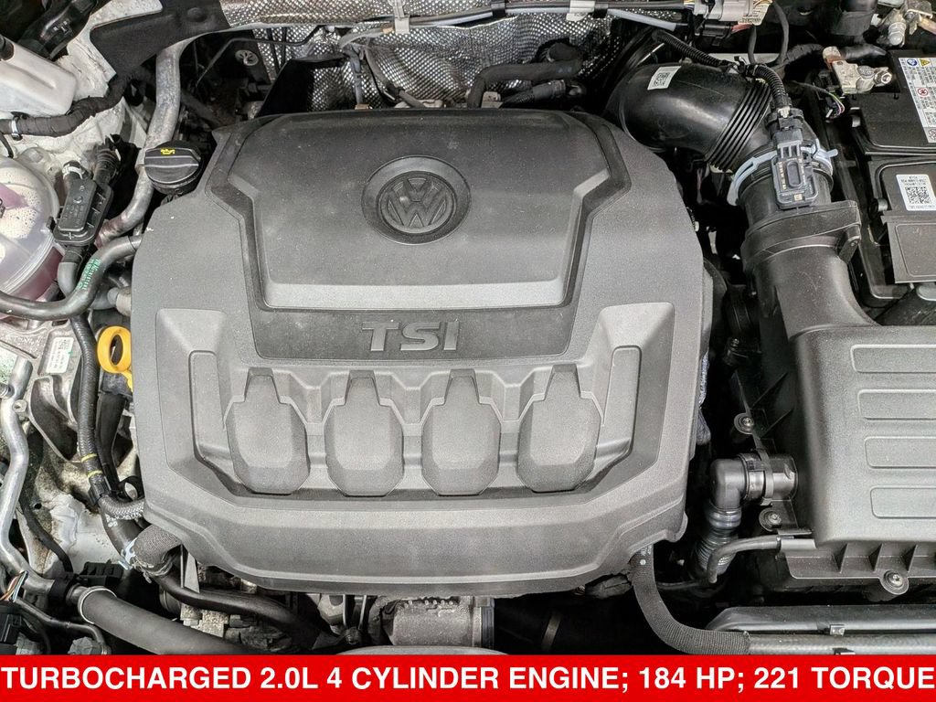 Used 2022 Volkswagen Tiguan SE R-Line AWD/4WD image 37