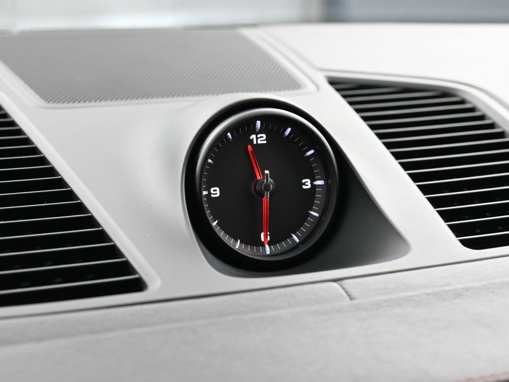 Certified 2023 Porsche Cayenne S Platinum image 20