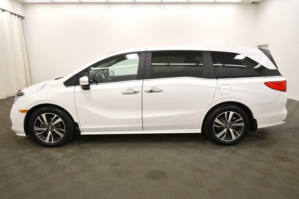 Used 2024 Honda Odyssey Touring image 4