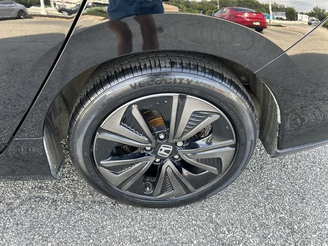 Used 2018 Honda Civic EX-L image 11