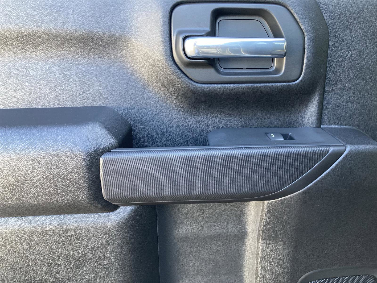 New 2025 Chevrolet Silverado 1500 Custom w/ Turbomax Blackout Package image 19