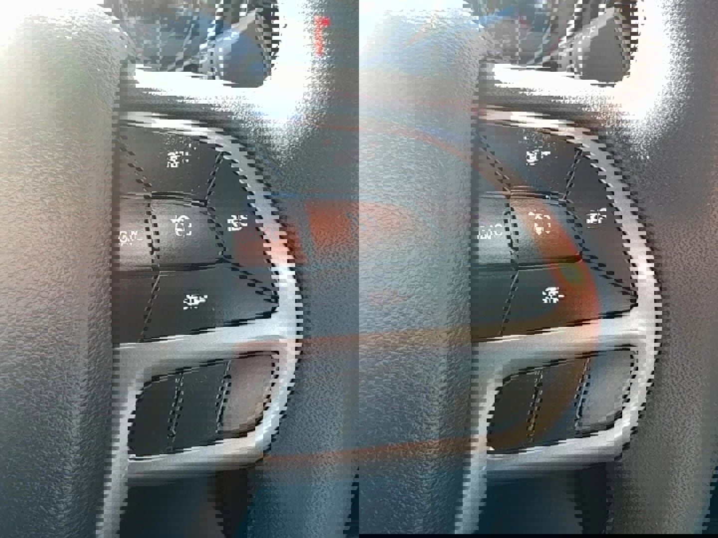 Used 2020 Jeep Cherokee Latitude Plus image 27