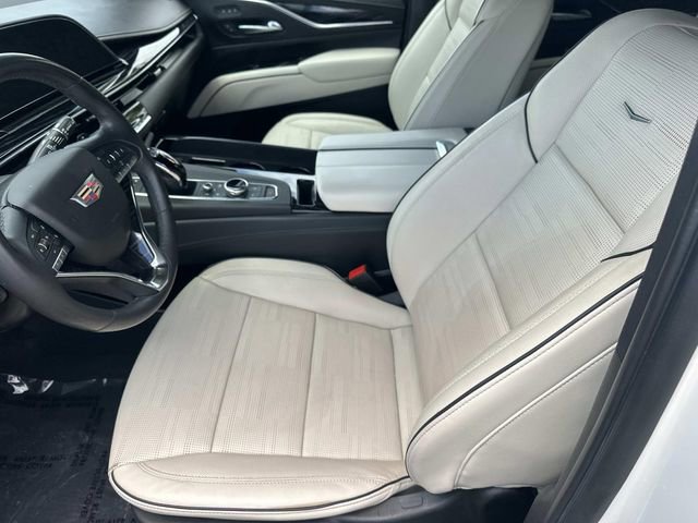 Used 2023 Cadillac Escalade Sport w/ Touring Package RWD image 16