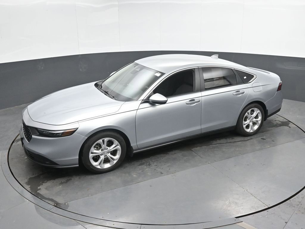 Used 2024 Honda Accord LX image 34