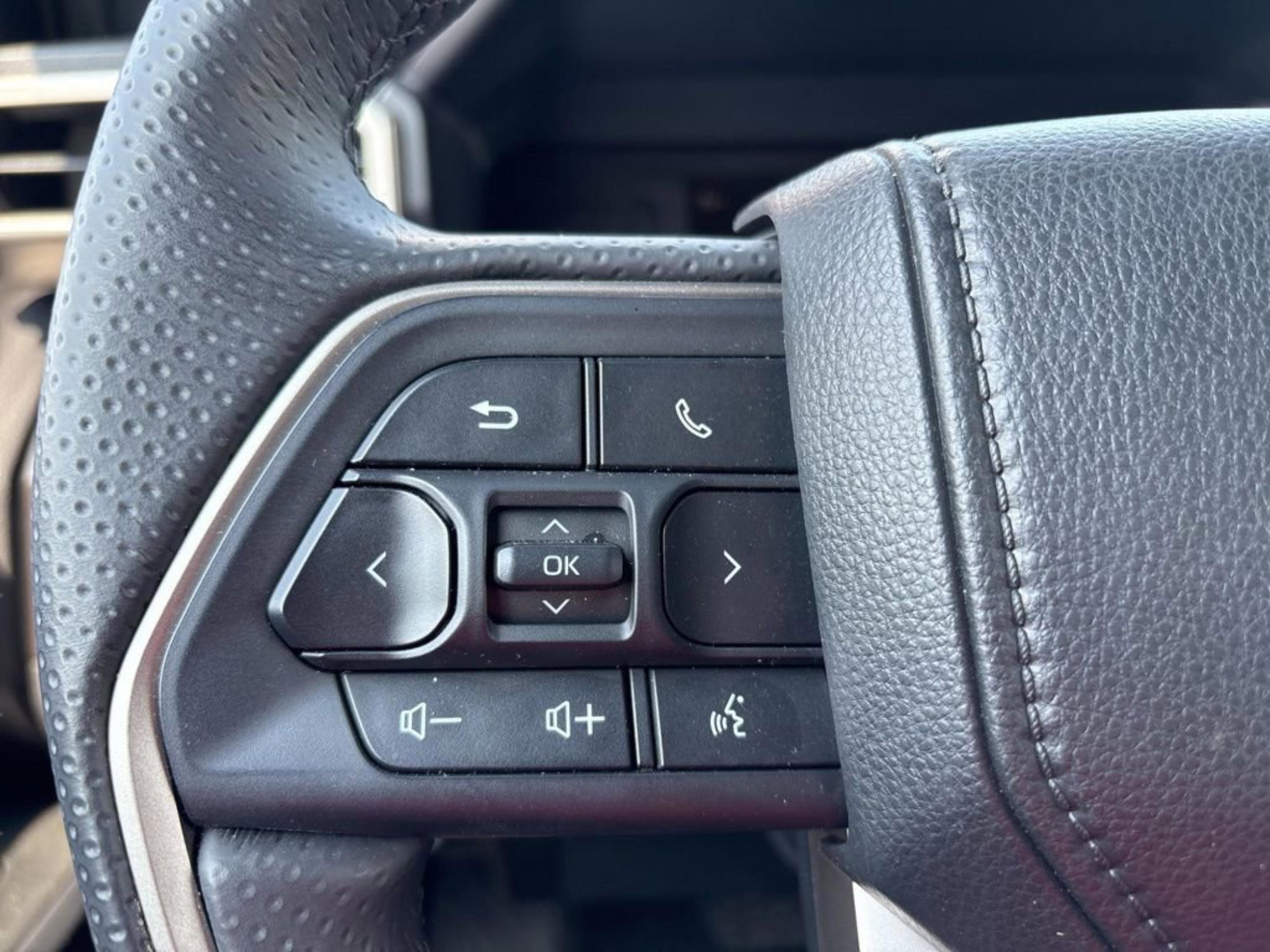 Certified 2025 Toyota 4Runner SR5 image 15