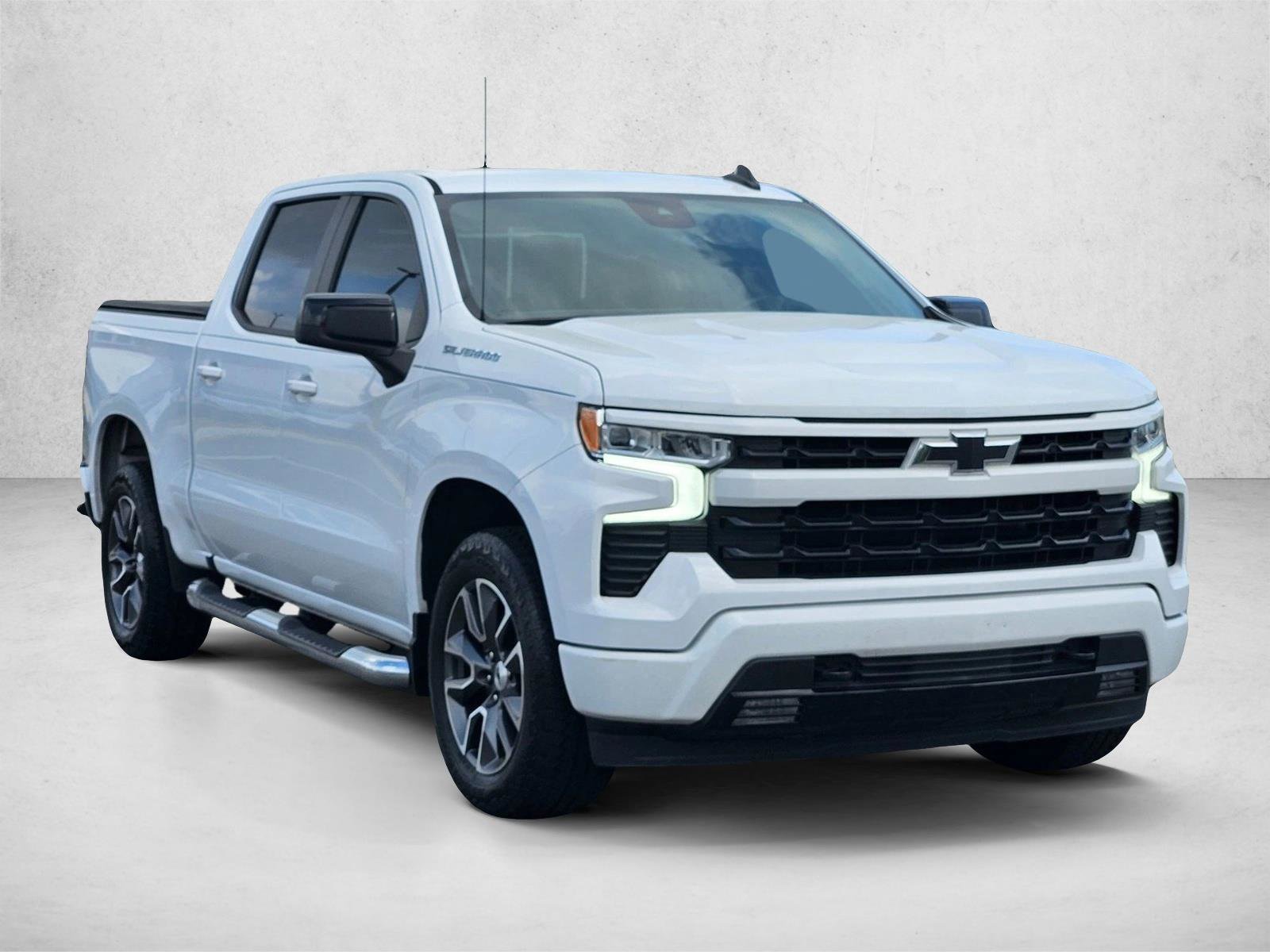 Used 2022 Chevrolet Silverado 1500 RST RWD image 3