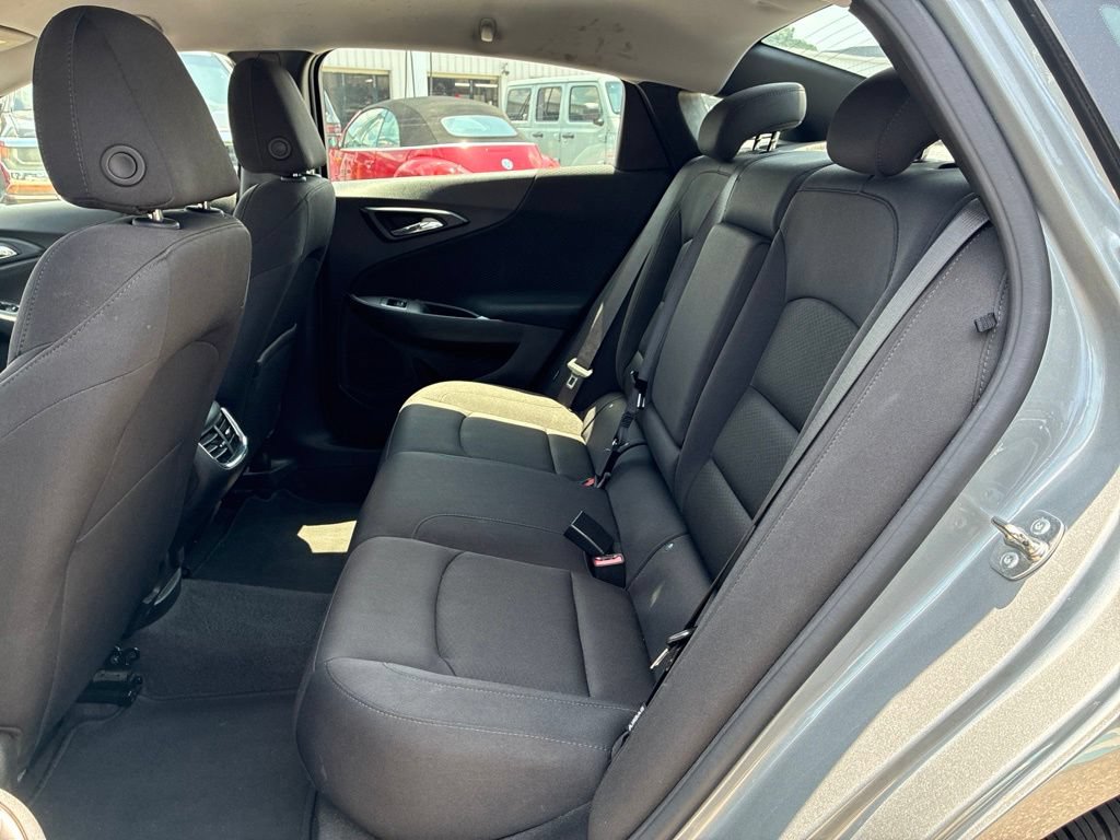 Used 2024 Chevrolet Malibu LT FWD image 22