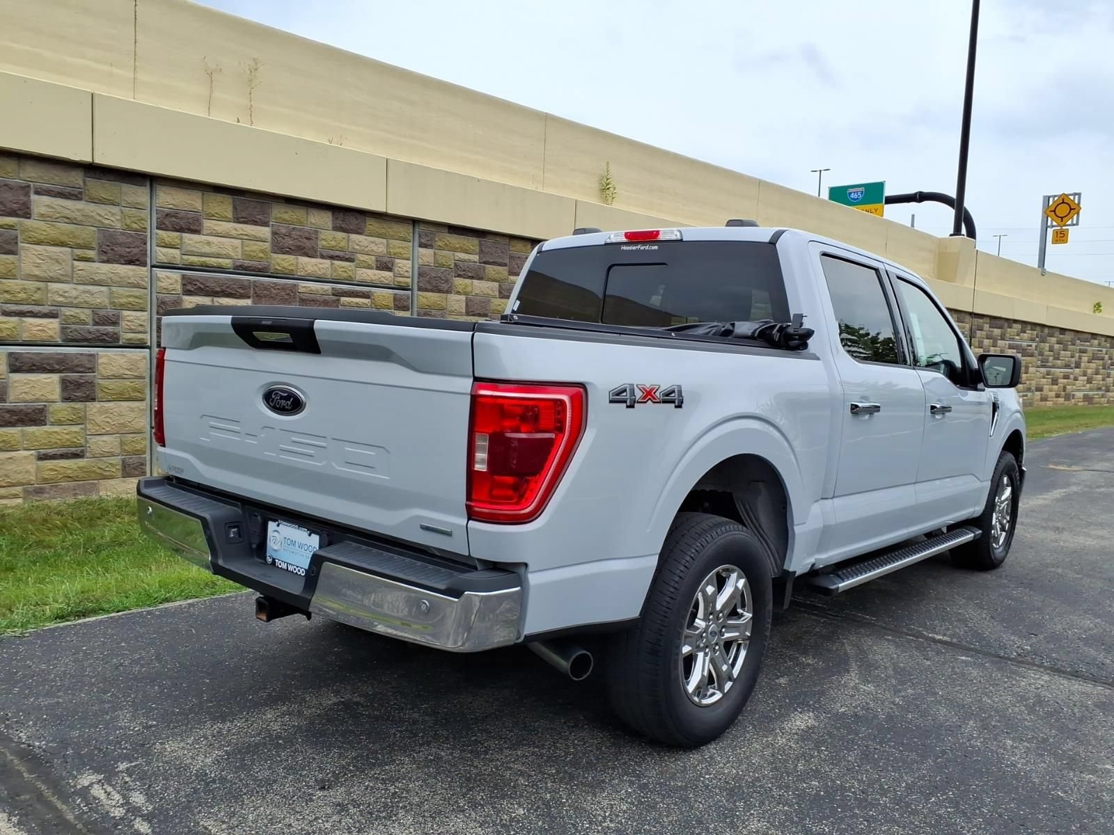 Used 2022 Ford F150 XLT w/ Equipment Group 301A Mid AWD/4WD image 9