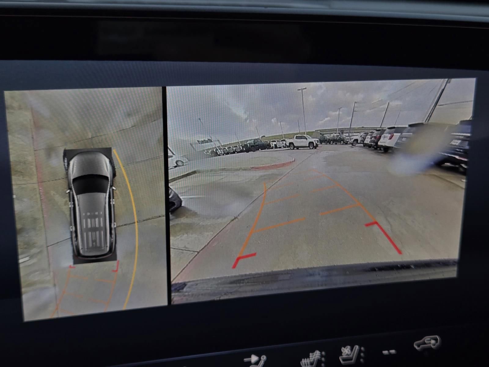 Used 2026 Buick Enclave Avenir w/ Super Cruise Package image 8