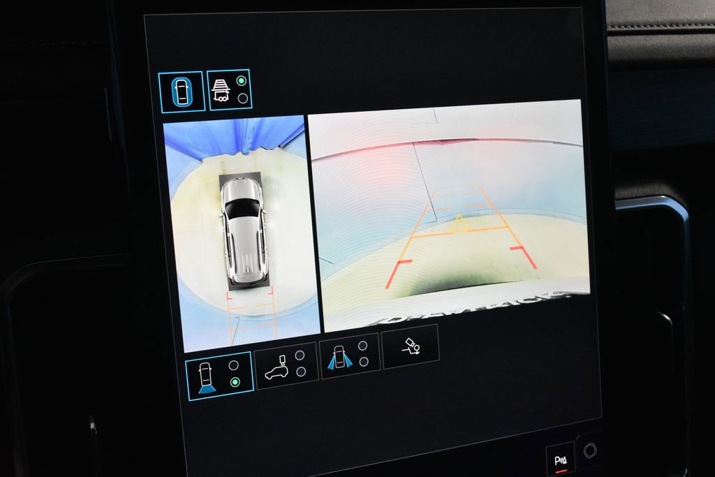 Used 2025 GMC Acadia Elevation image 16