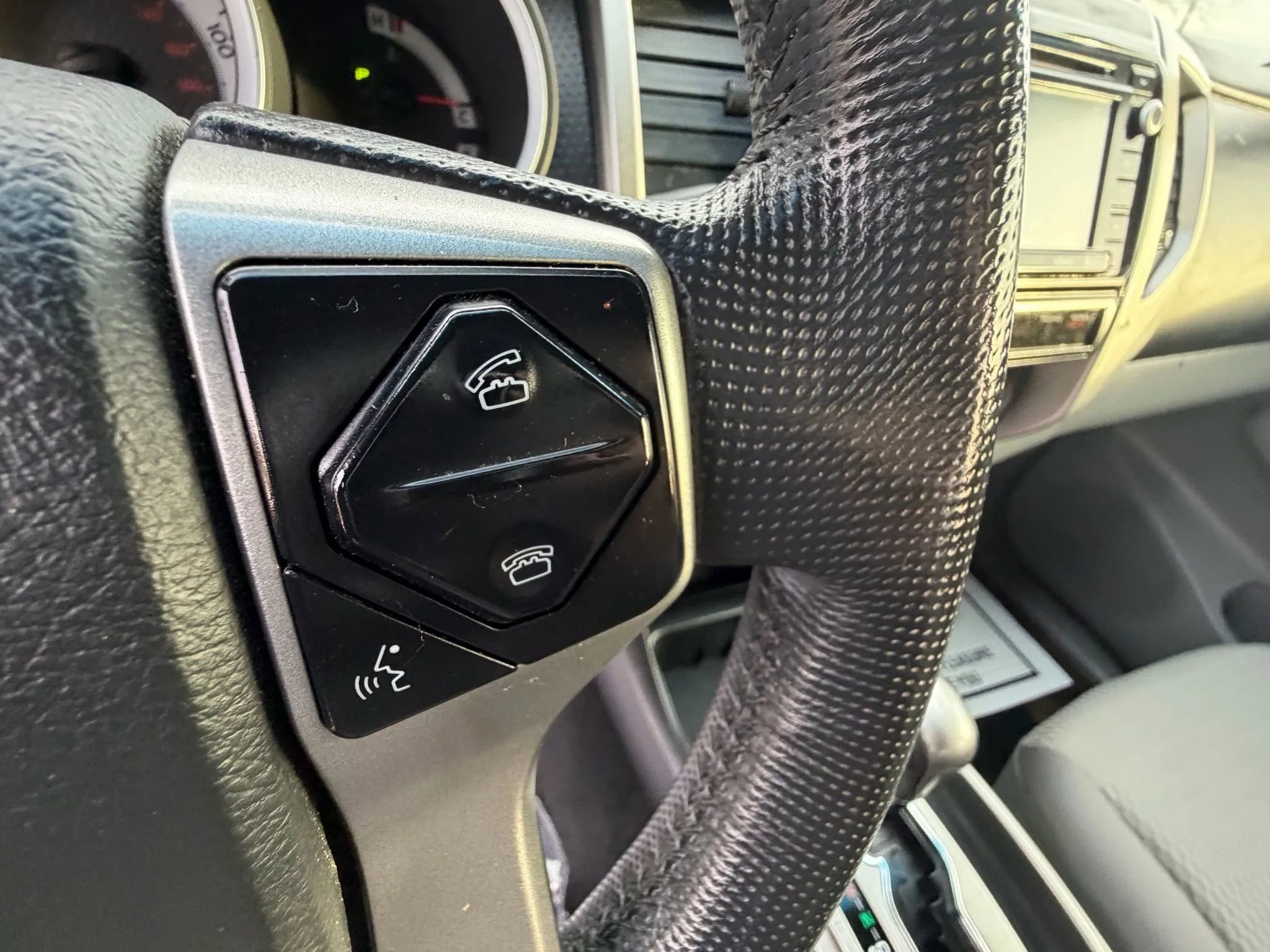 Used 2015 Toyota Tacoma PreRunner image 13