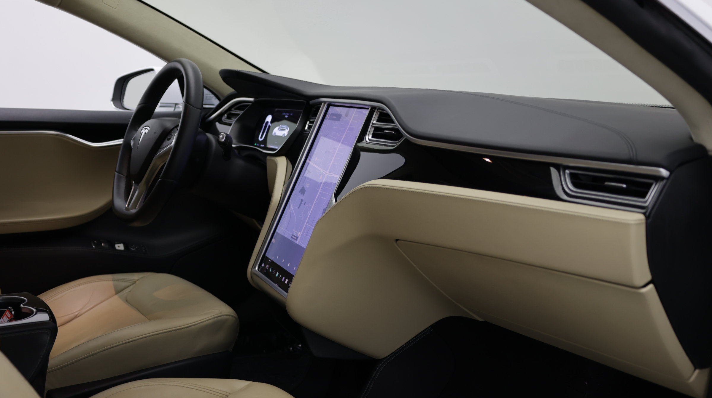Used 2016 Tesla Model S 70 RWD image 33