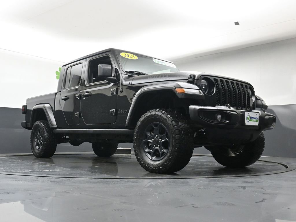 Used 2023 Jeep Gladiator Willys image 22
