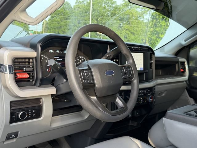 Used 2024 Ford F250 XL image 10