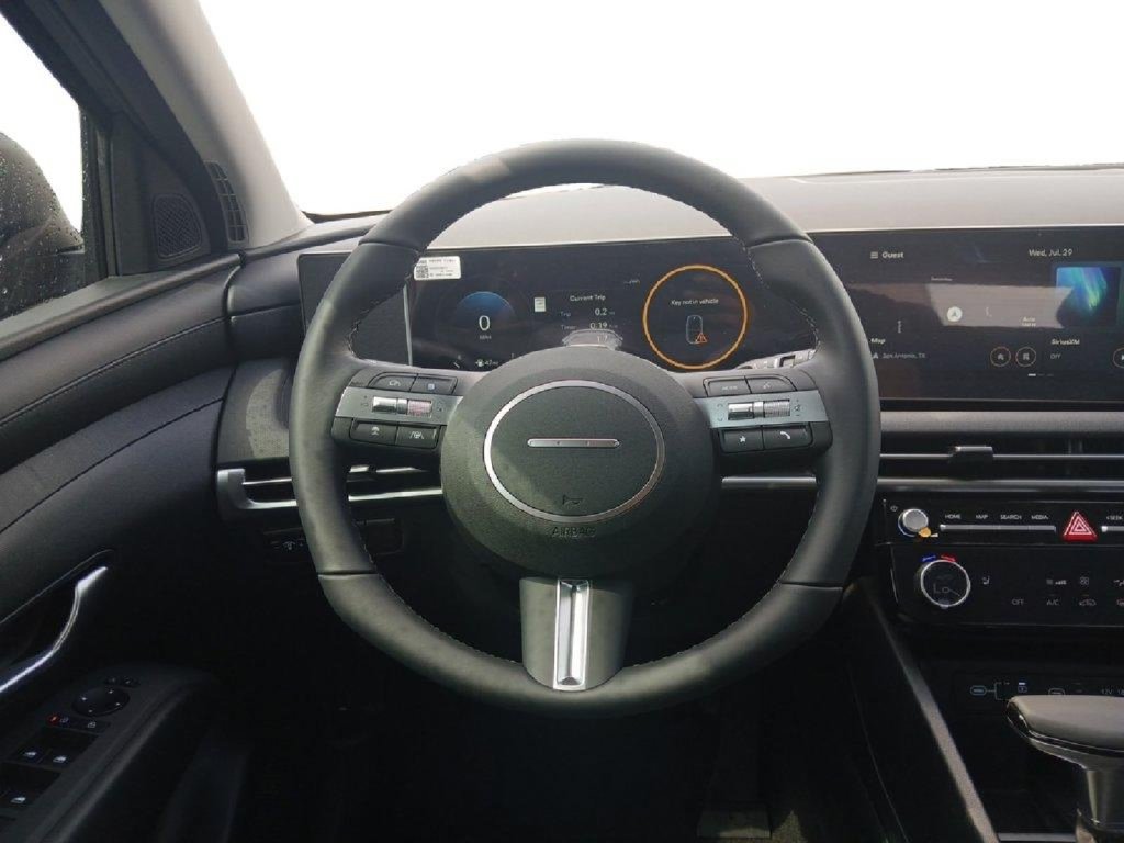 New 2026 Hyundai Tucson SEL FWD image 12