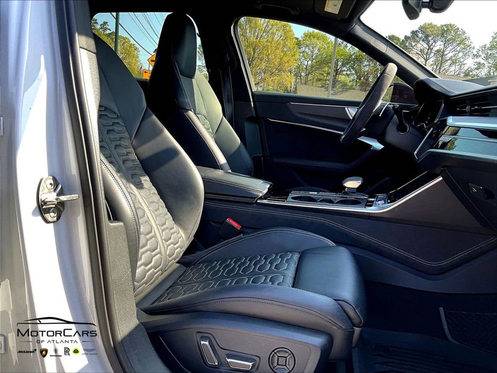 Used 2022 Audi RS 6 image 9