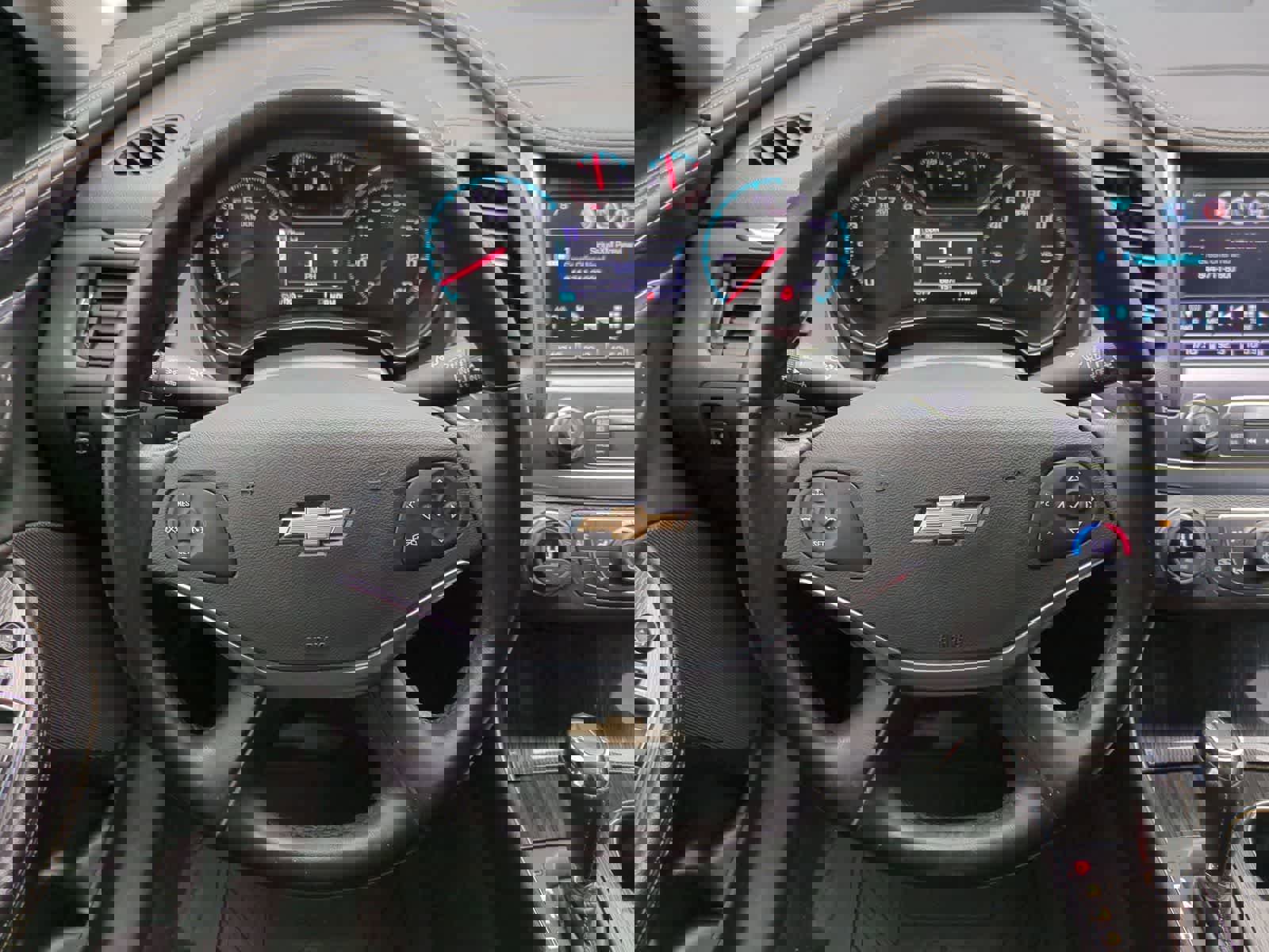 Used 2018 Chevrolet Impala LT FWD image 22