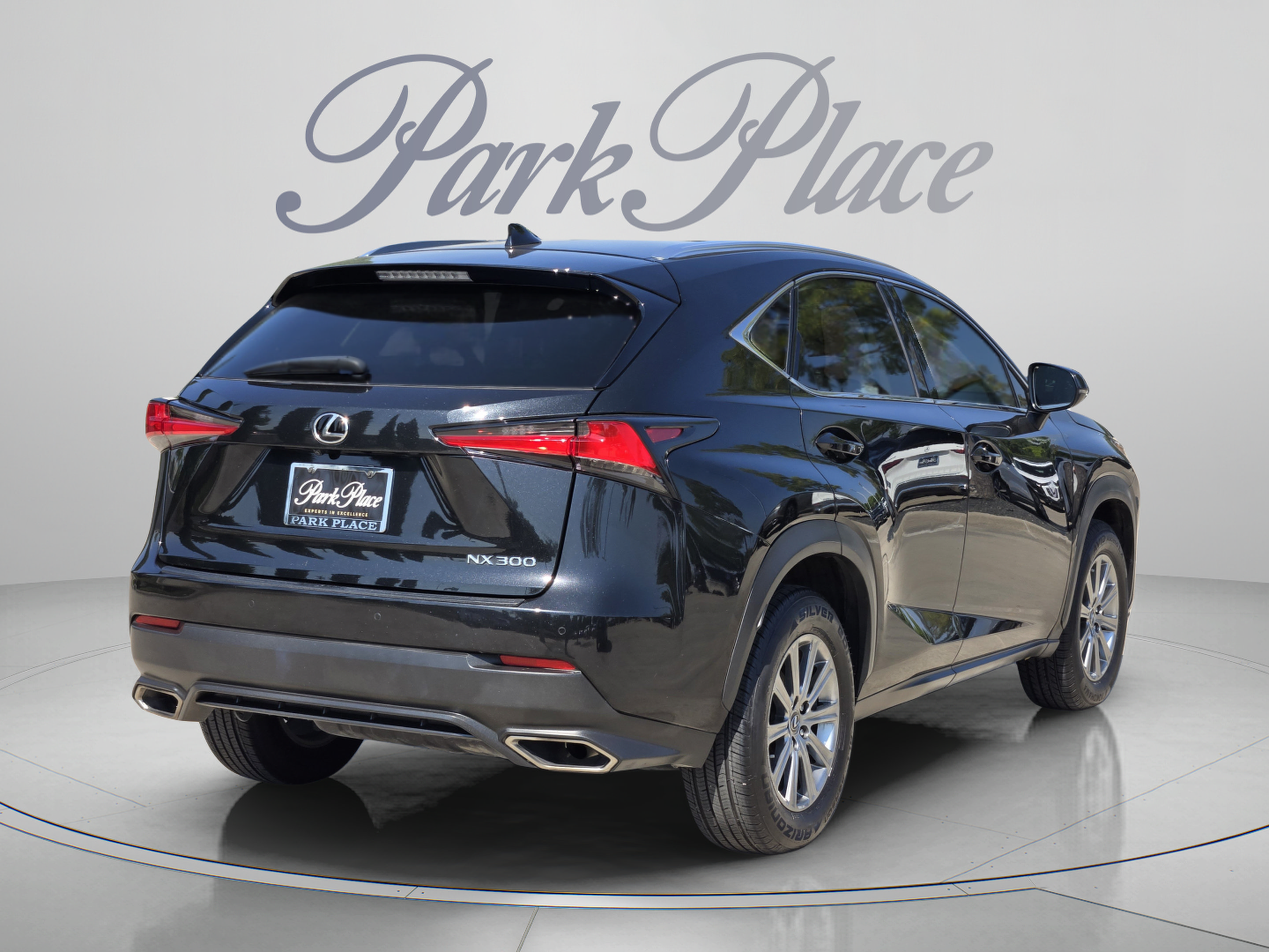 Used 2018 Lexus NX 300 FWD w/ Comfort Package image 6