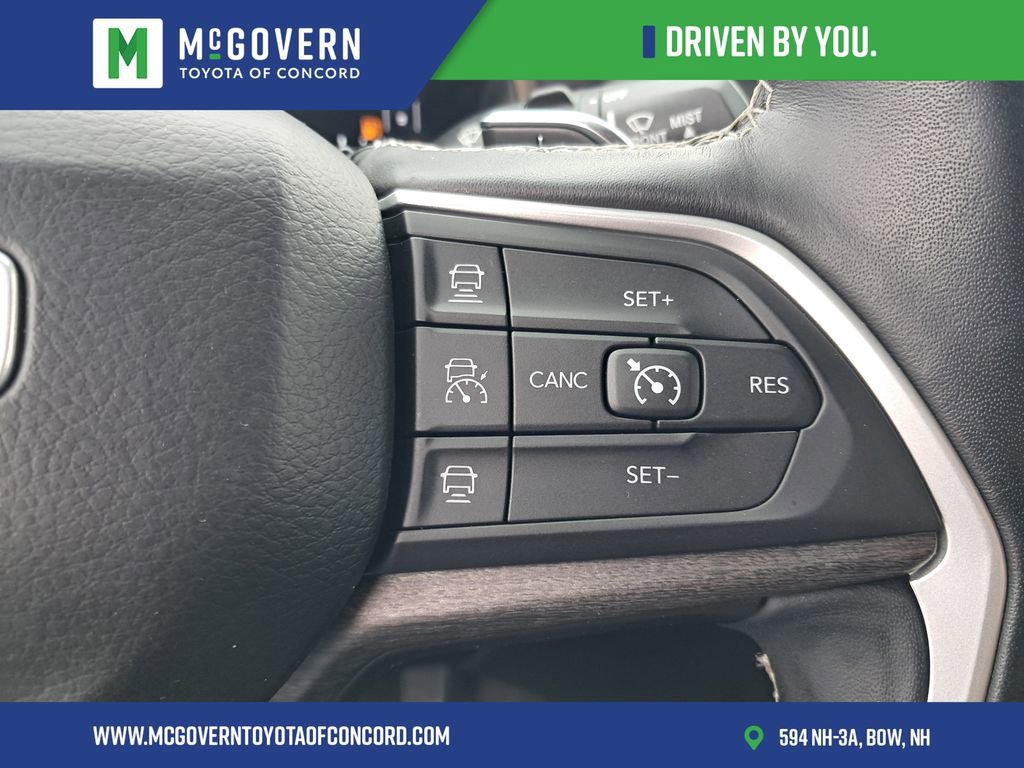 Used 2021 Jeep Grand Cherokee L Limited AWD/4WD image 27