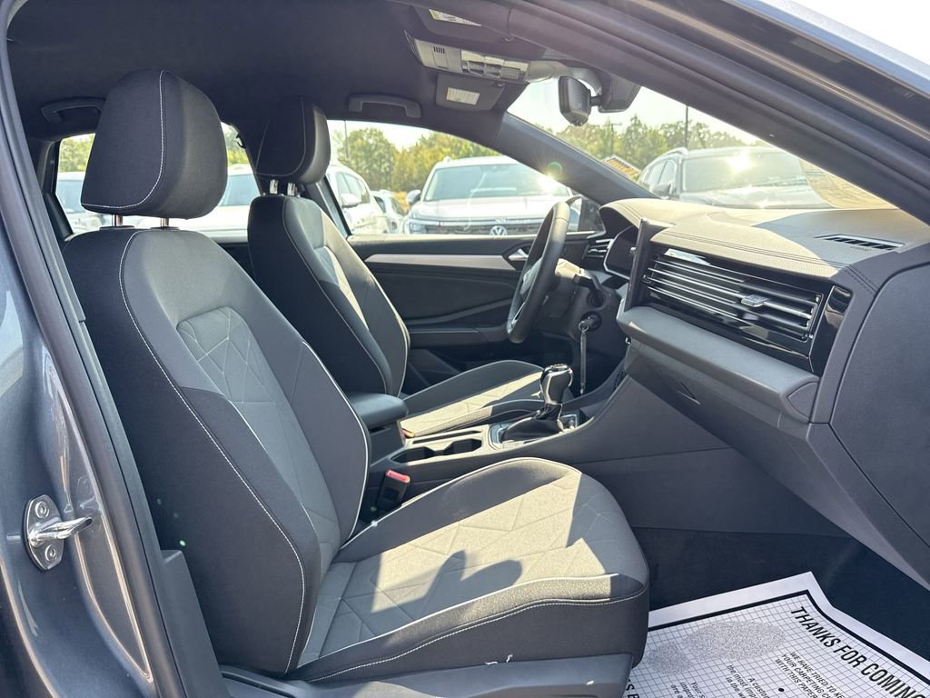New 2025 Volkswagen Jetta Sport image 19